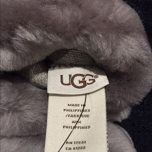 UGG Leather Smart Glove